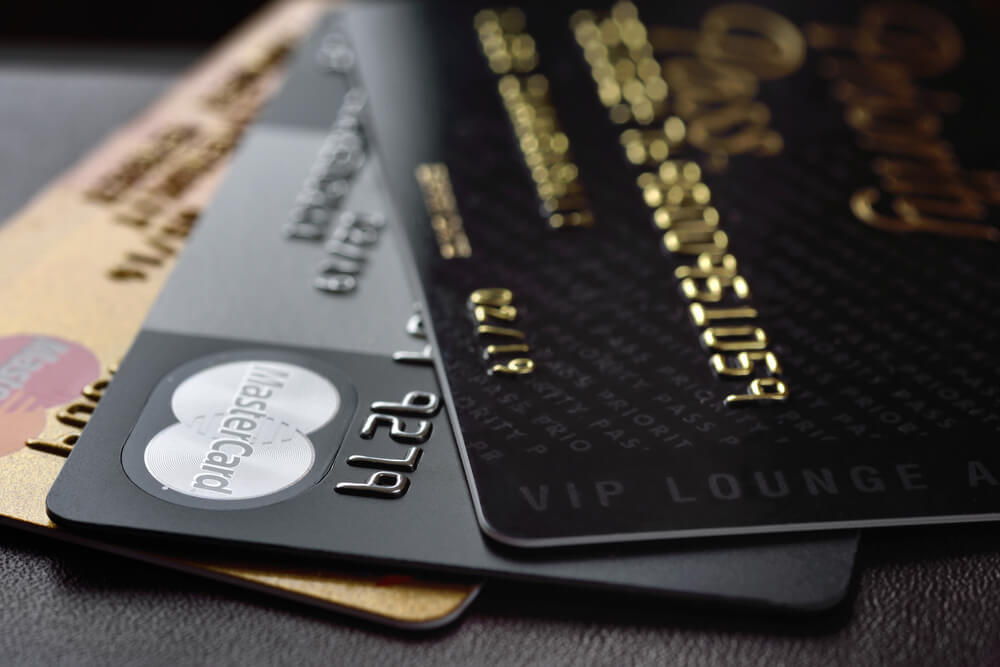 CreditCard Face Off Blue Delta SkyMiles® Credit Card