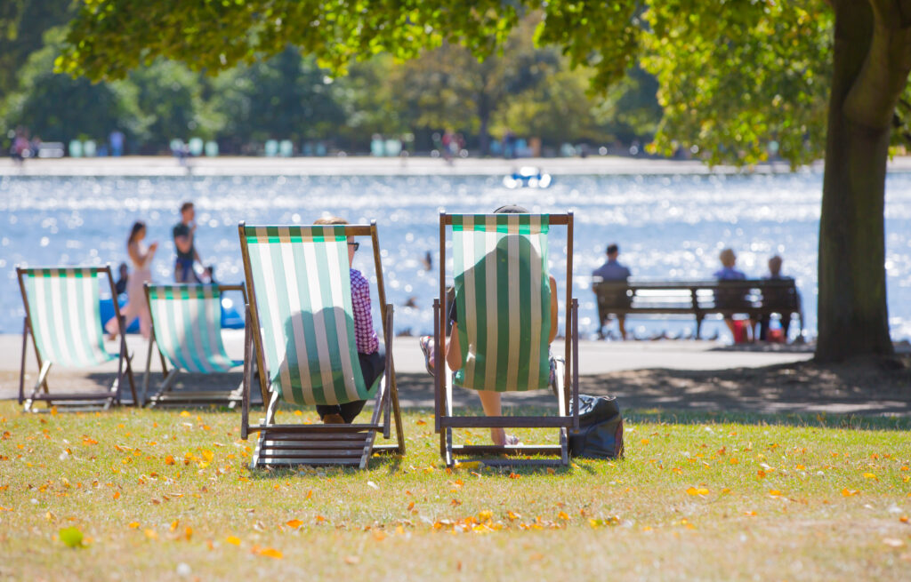 Hyde-Park-Summer-Chairs